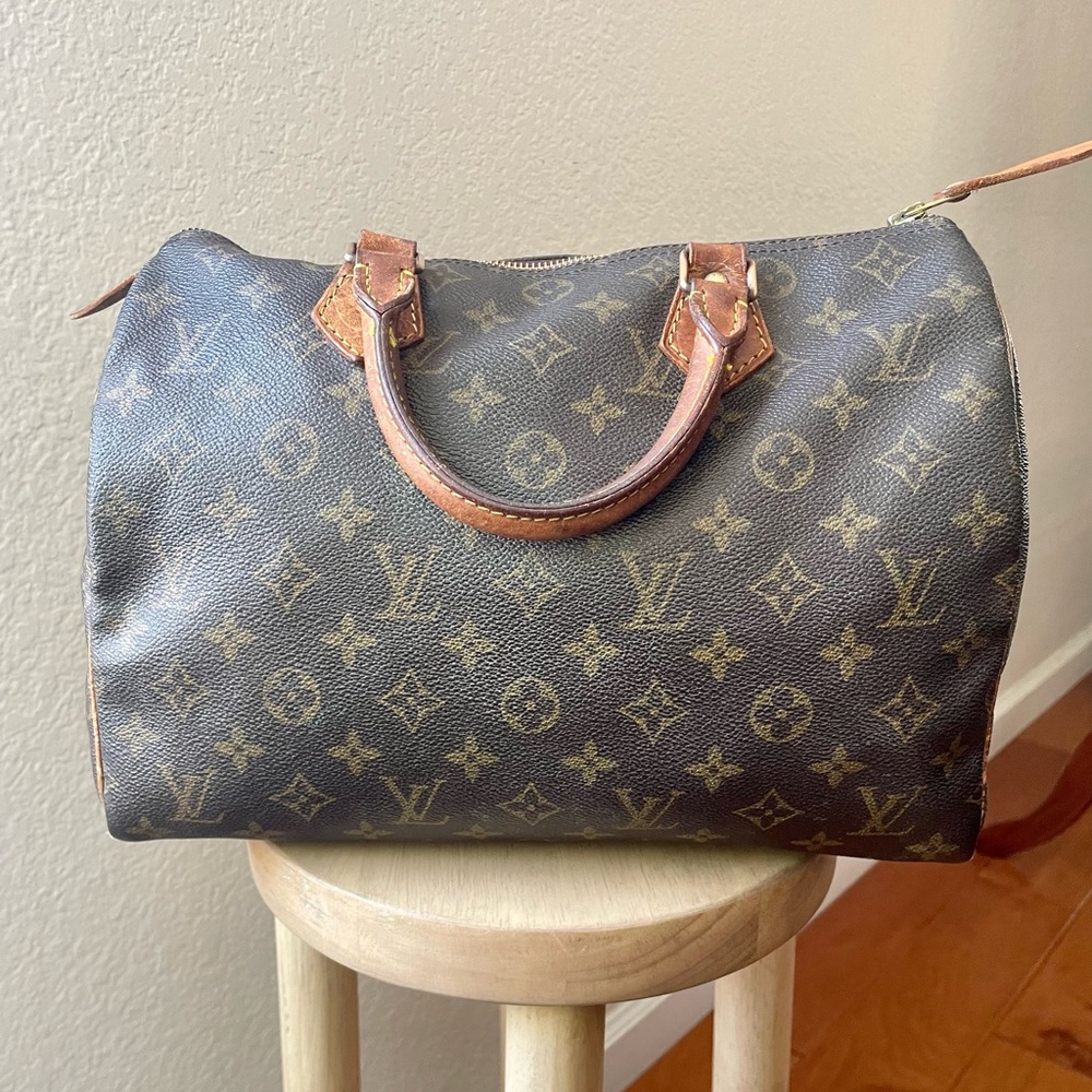 LV Monogram Speedy 30